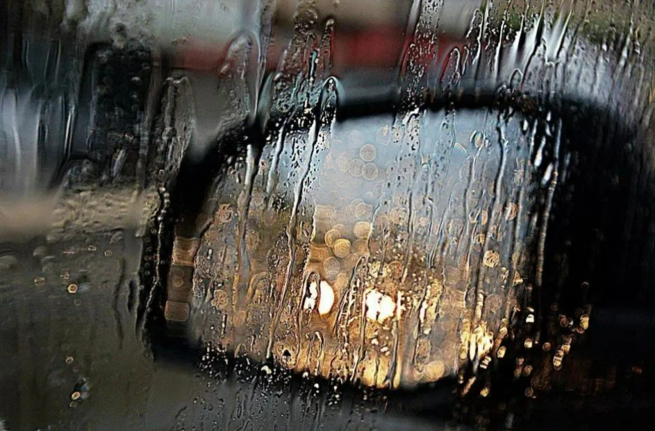 湖南发布暴雨橙色预警！岳阳等6地将出现雷雨大风等强对流天气
