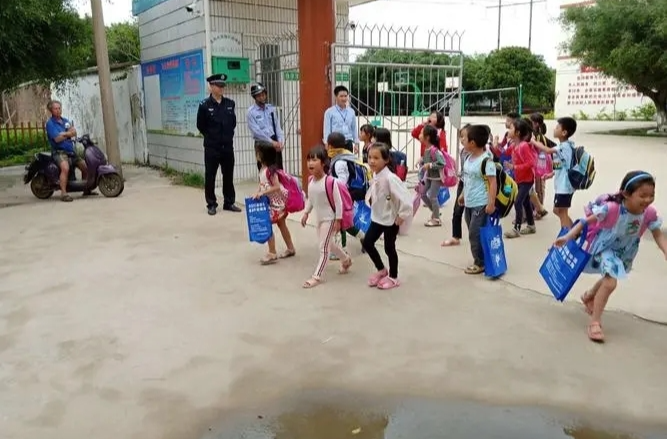 安全守护 平安度假——益阳市教育局致全市中小学生家长的一封信
