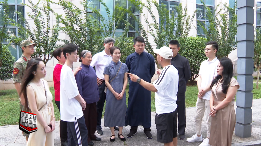讲红色故事 唱强军赞歌