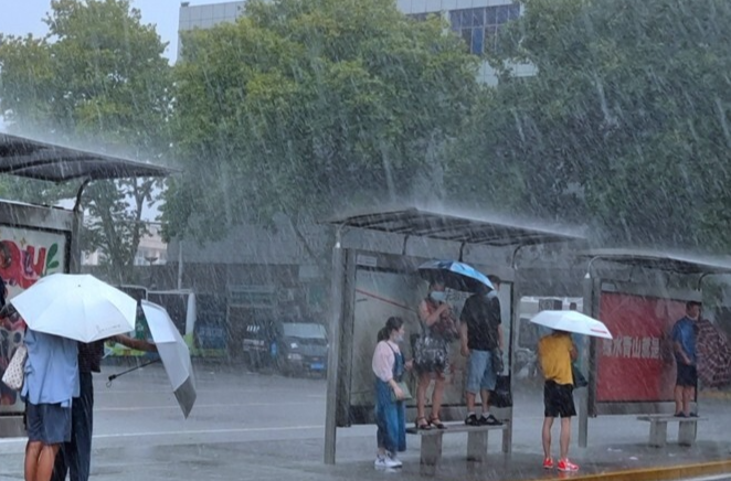 注意防范！长沙暴雨黄色预警，湘东和湘南地灾黄色预警
