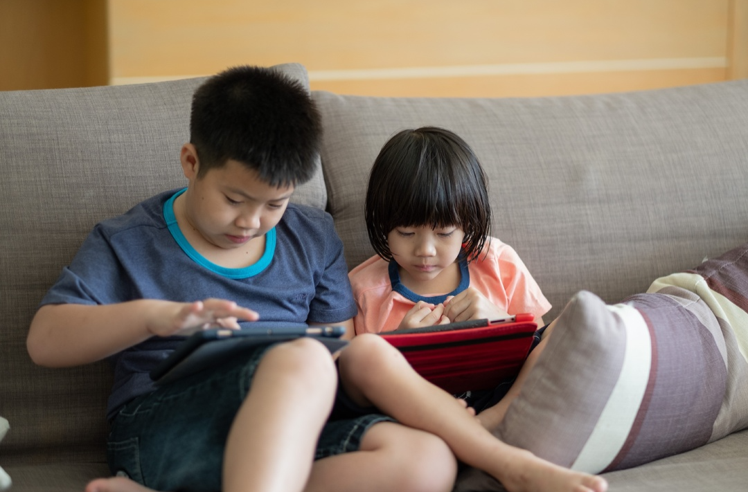 设置人数不到五成，“青少年模式”为何叫好不叫座？