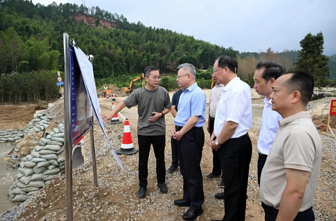沈晓明毛伟明调研督导资兴市灾后重建工作