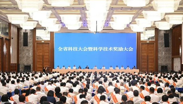 “湖南光召科技奖”走出25位两院院士，下一位是？