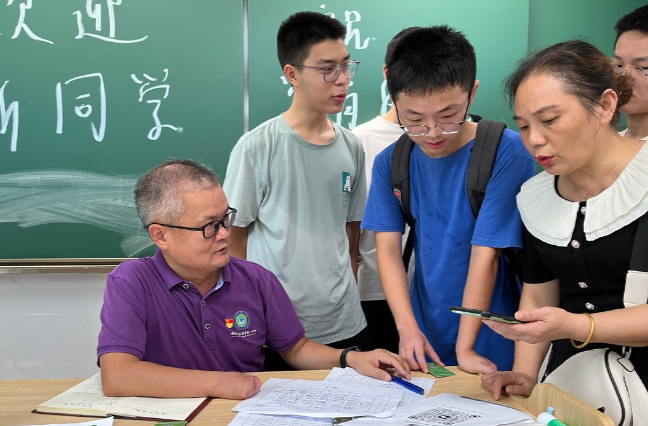 湖南省教书育人楷模 | 郭定芳：教书育人“一把好手”