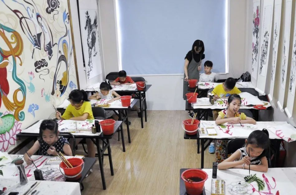 关于规范非学科类校外培训机构管理，省教育厅等八部门发布通知