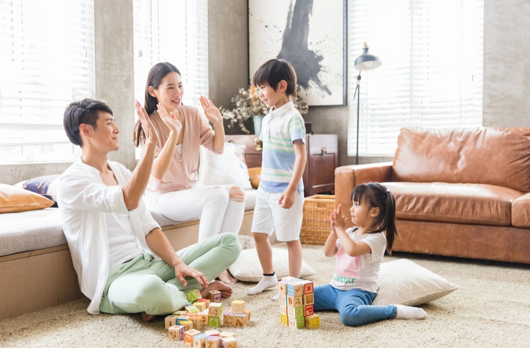 成长中的烦恼如何用快乐来代替？师生家长一起看
