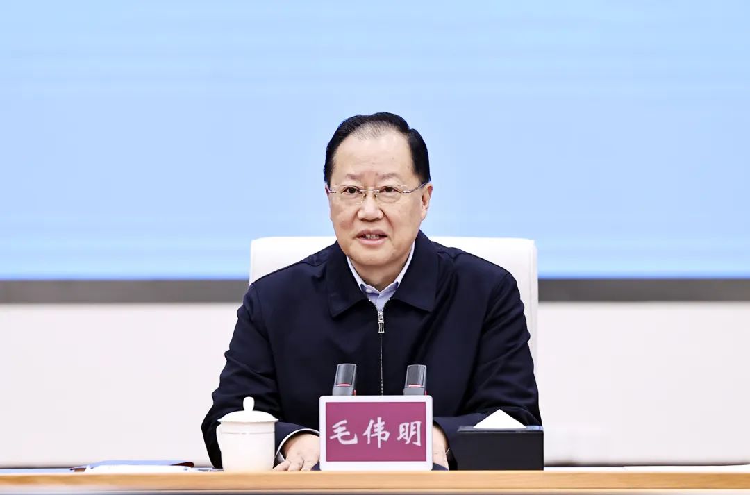 毛伟明总结部署十大重点民生实事