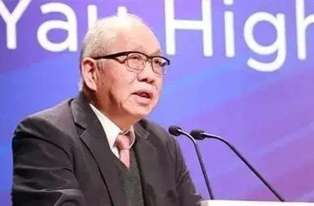 进“丘班”，上清华？教练：不是真心热爱别来！