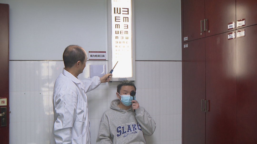 寒假提醒：孩子宅家，如何预防视力“滑坡”？