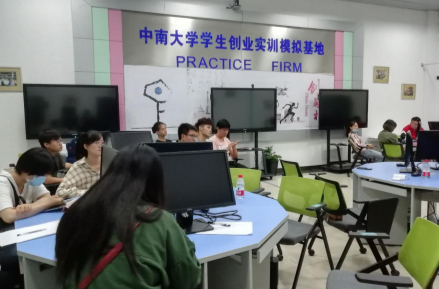 时评 | 善用好平台 培育“金凤凰”