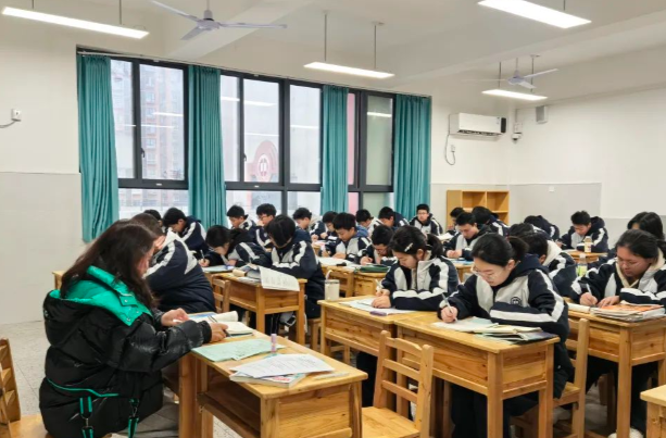 高中生周末到底双休还是不休？长沙多所中学已开启“自主学习”模式