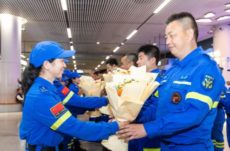 岳麓蓝天驰援缅甸地震14名队员完成任务平安回家