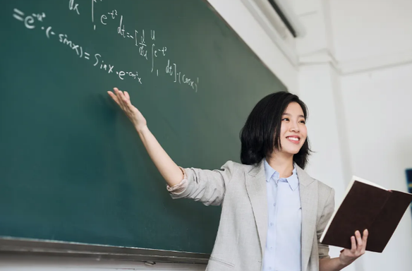 4月21日起报名，2025湖南省上半年教资面试公告发布→