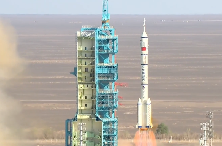 刚刚！神舟二十号载人飞船发射升空