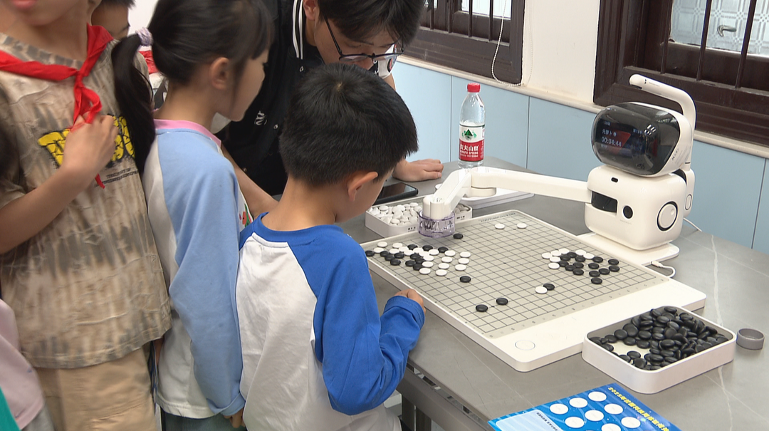 校园科技周：多举措提升学生科学素养