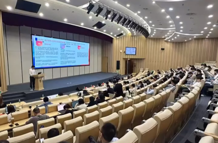 南京高校刮起 “湘创风”！大学生 “背包客”，湖南喊你来扎根