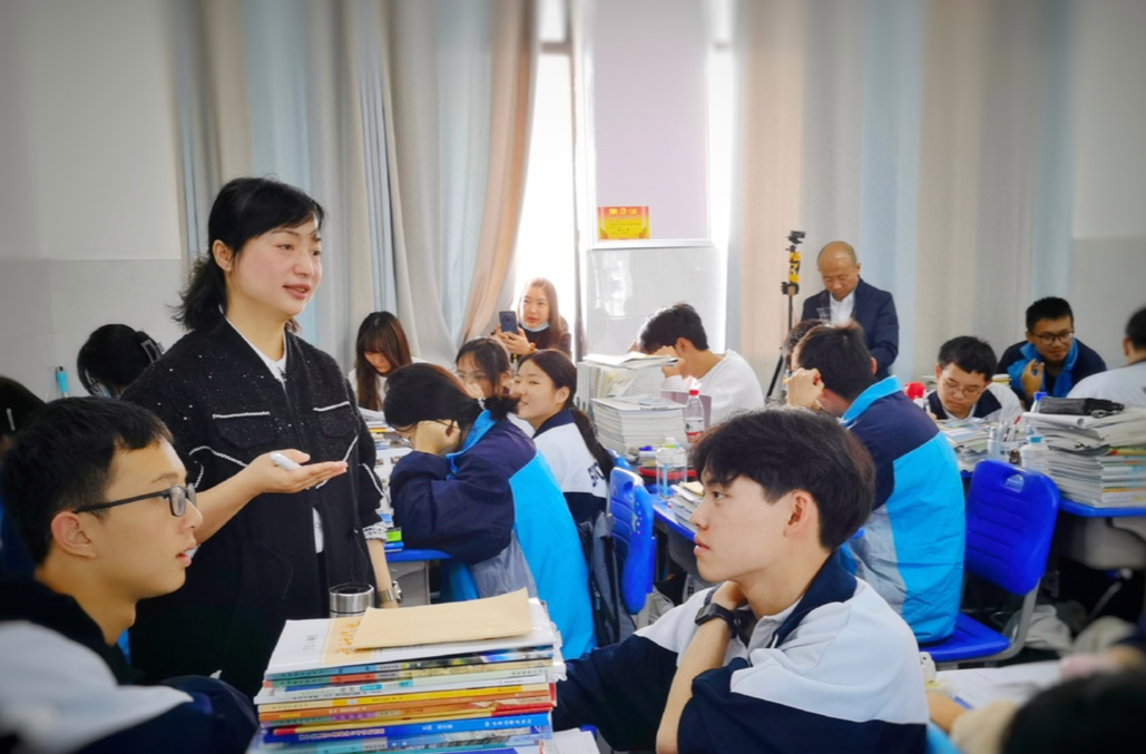 湘潭市部署2025年教育招生考试安全工作