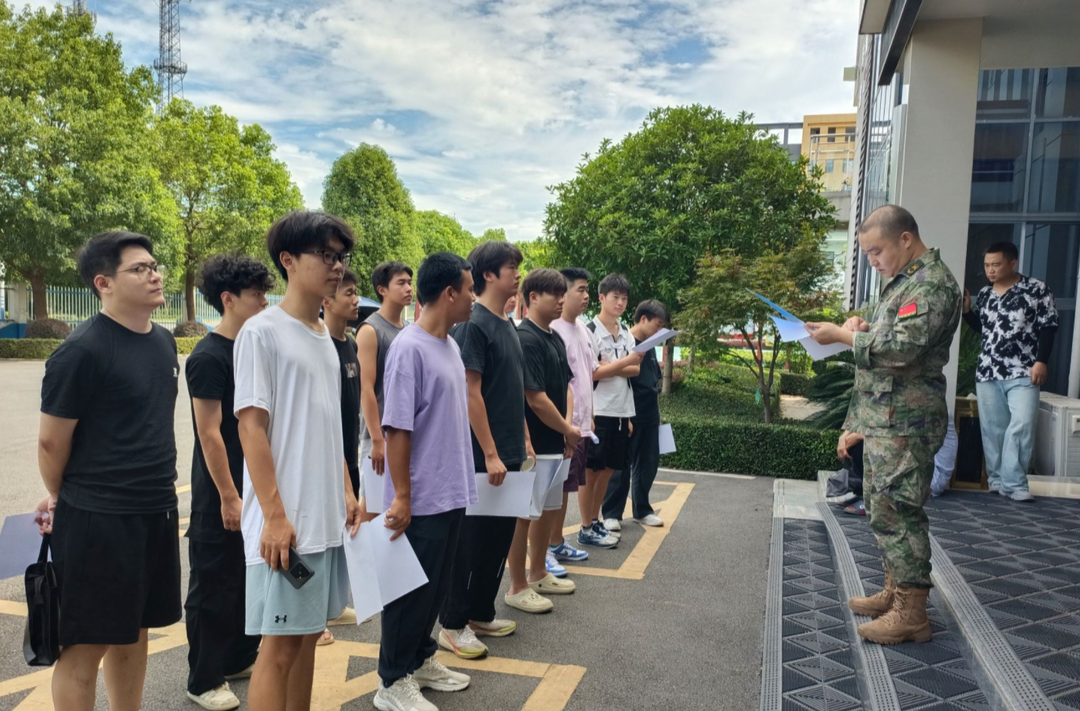 四月热点问答，应征青年重点关注→