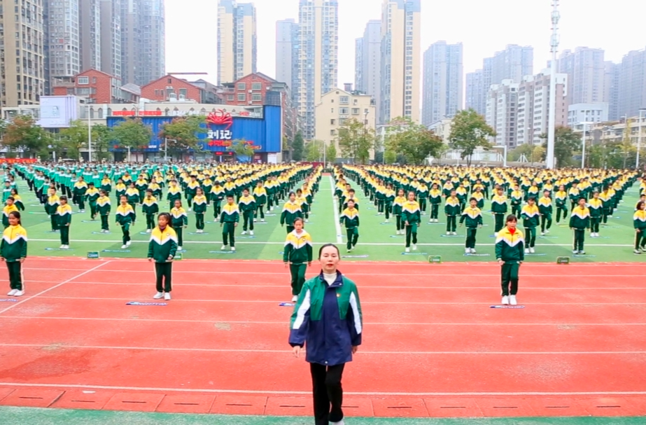 长沙市浏阳市集里街道百宜完全小学——跃动青春，百花齐放