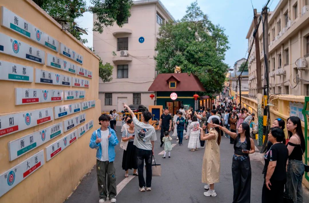 五一假期，湖南累计接待游客2732.03万人次