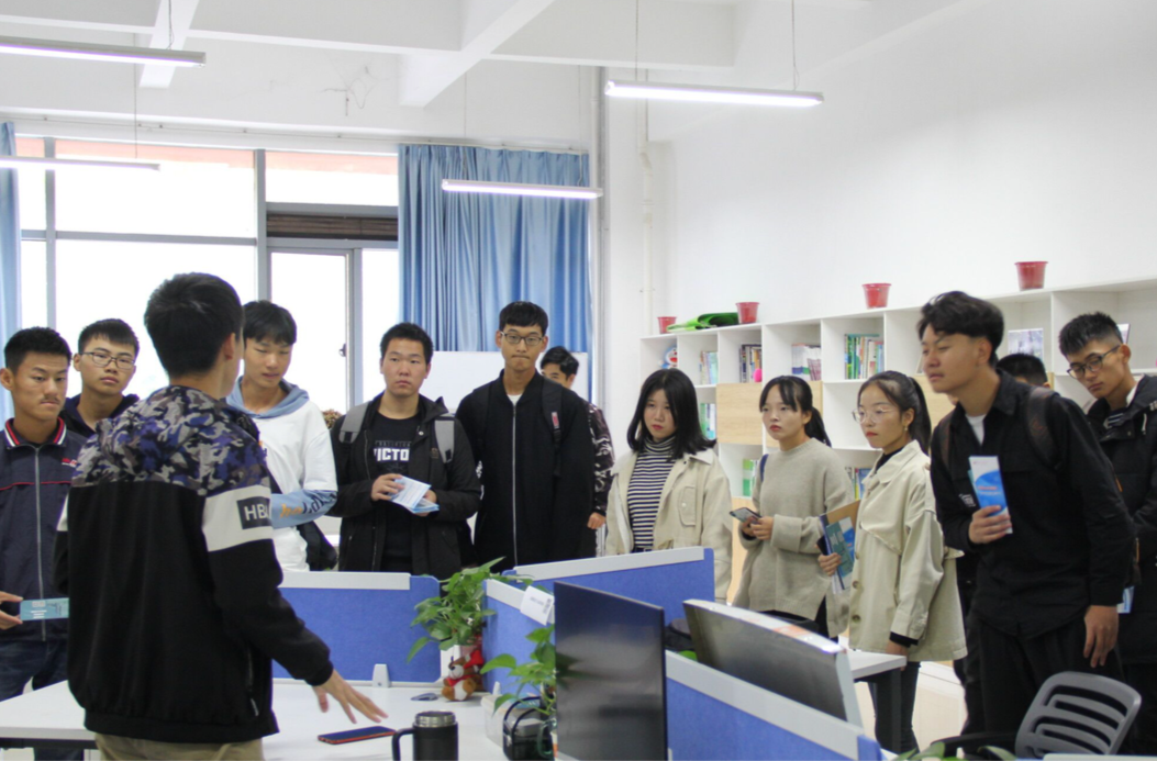 @大学生创业者 这些利好助你“钱”程似锦
