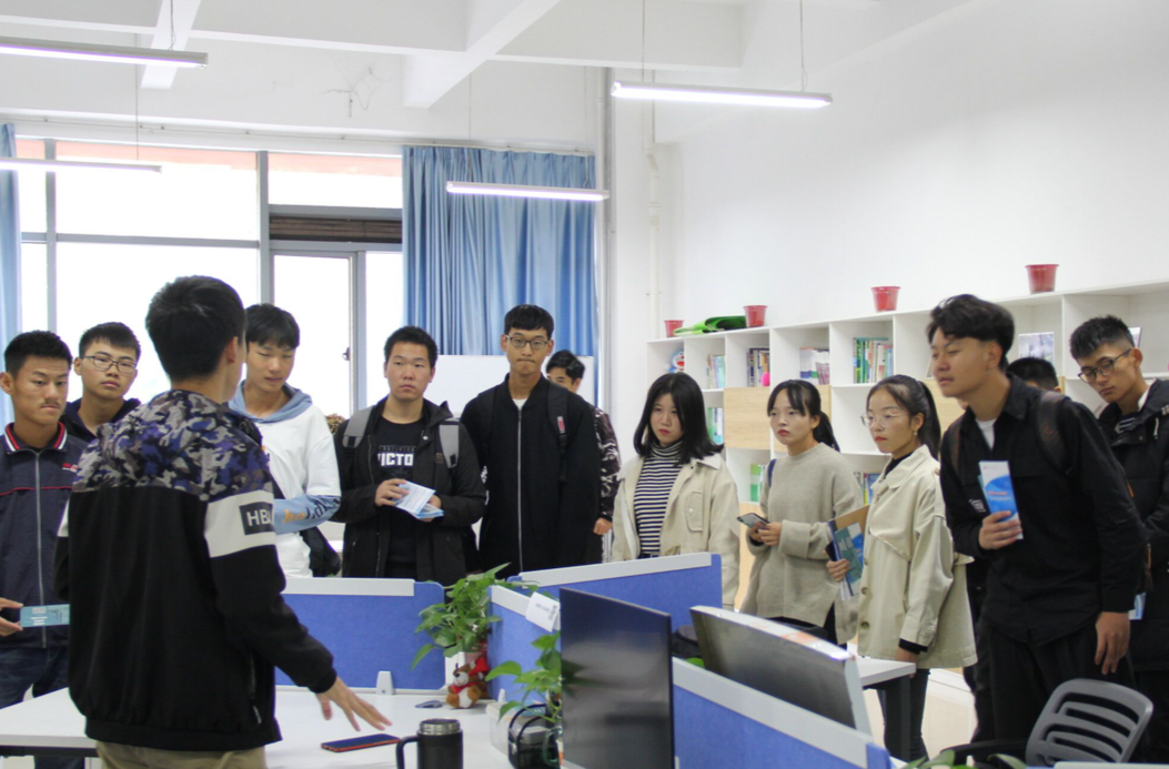 @大学生创业者 这些利好助你“钱”程似锦