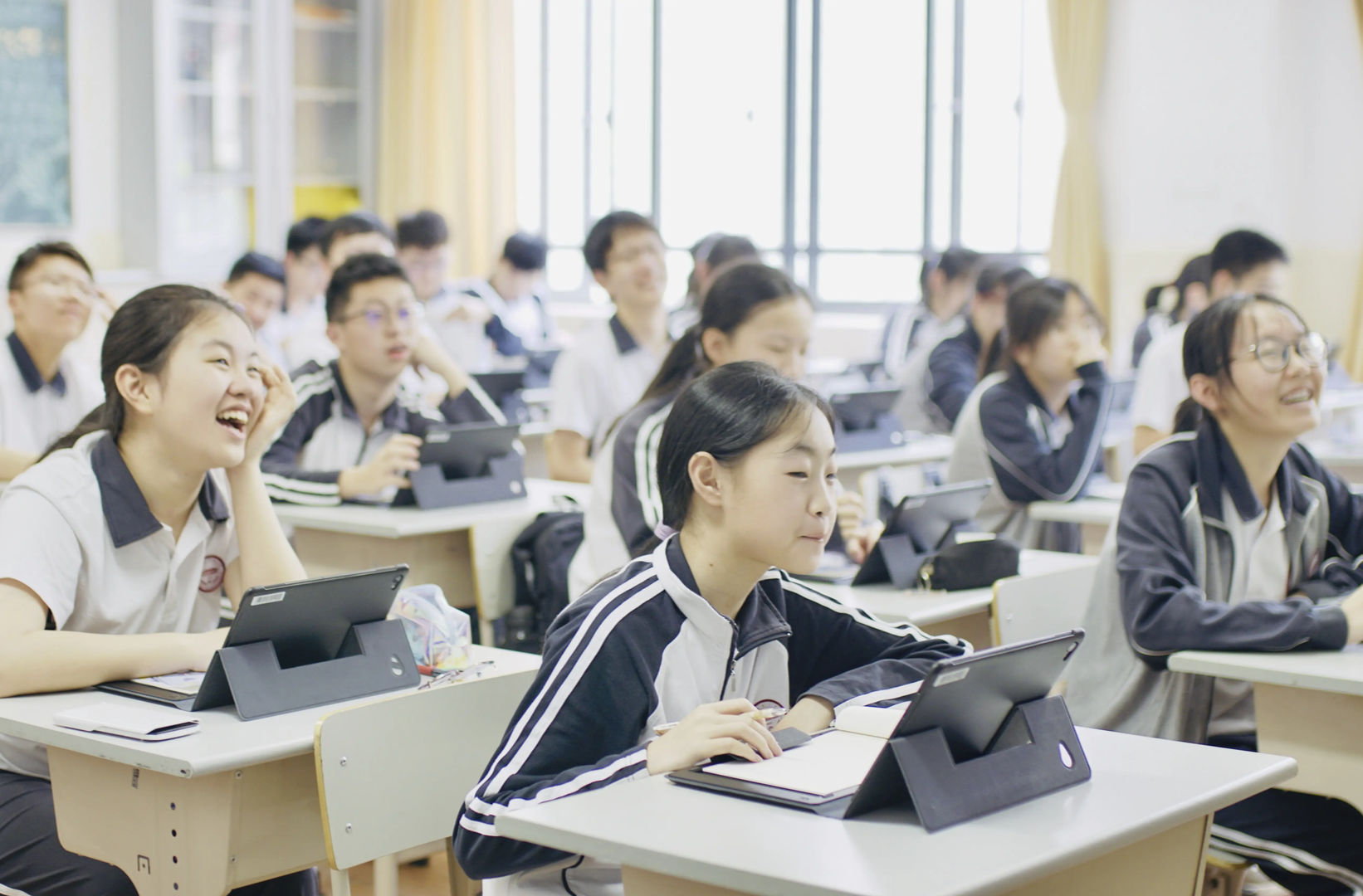 持续为教育强国建设添砖加瓦