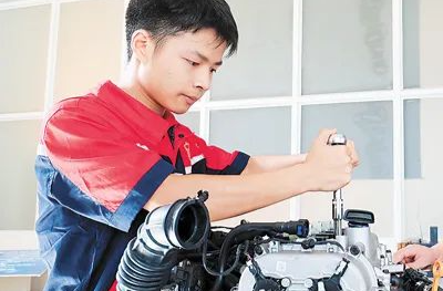 十名大学生畅谈强国有我的责任担当