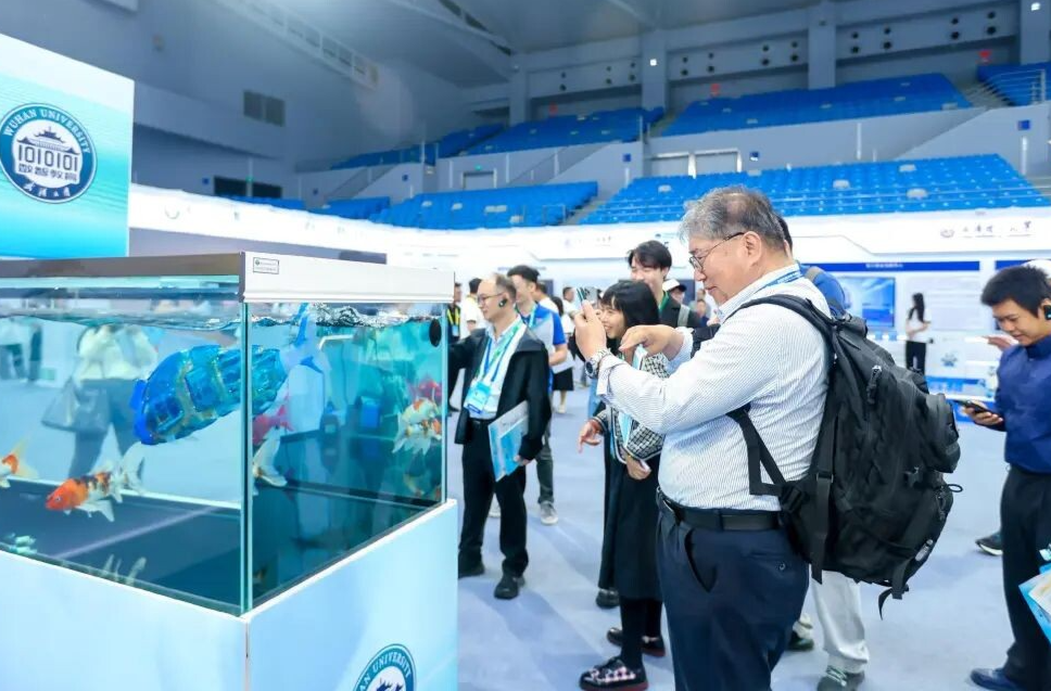 共同打造世界数字教育新生态！中外嘉宾热议世界数字教育大会→