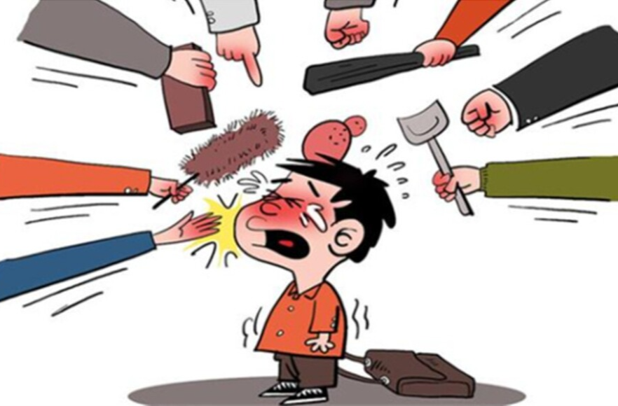 警惕将打骂孩子娱乐化的现象