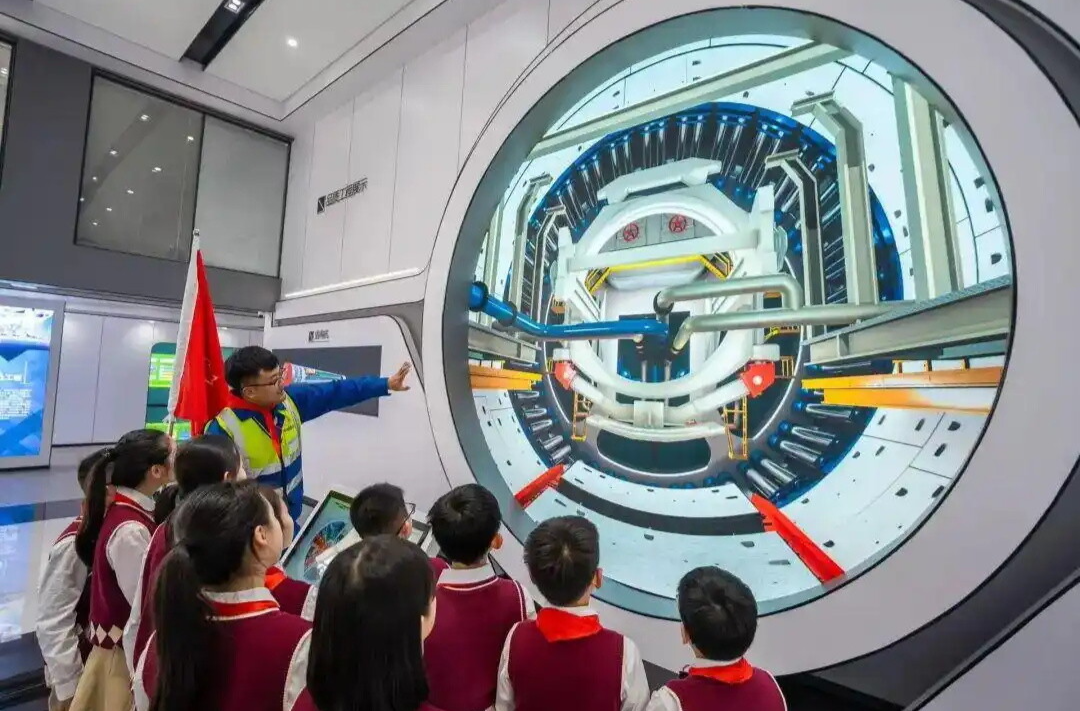 努力成长为担当民族复兴大任的时代新人——热烈祝贺中国少年先锋队第九次全国代表大会开幕