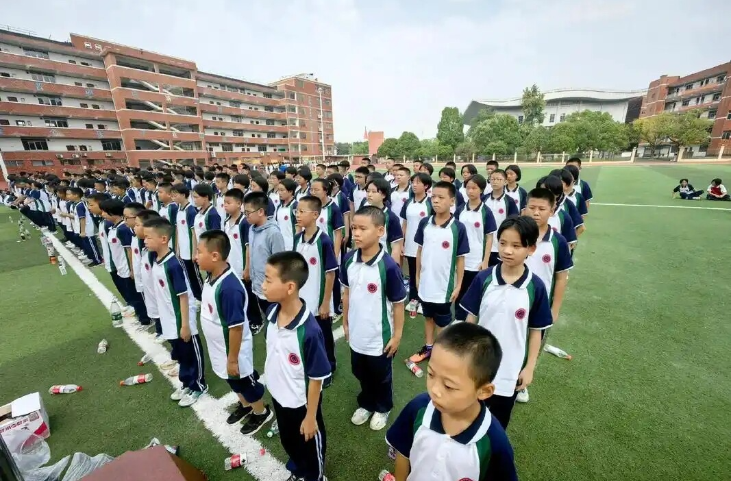 事关征订教辅、购买校服！张家界市教育局发布最新公告