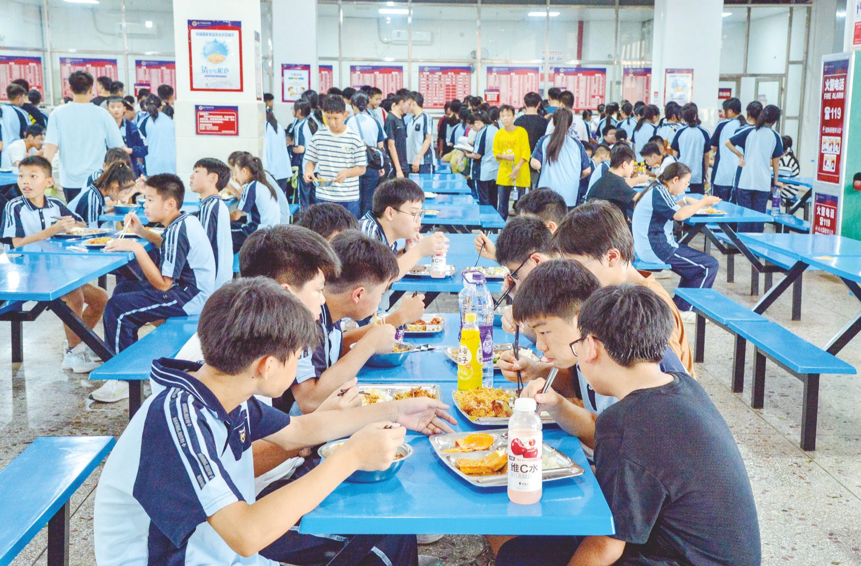 “三考”临近，湖南市场监管局发布提示：考生尽量在学校食堂或家中用餐