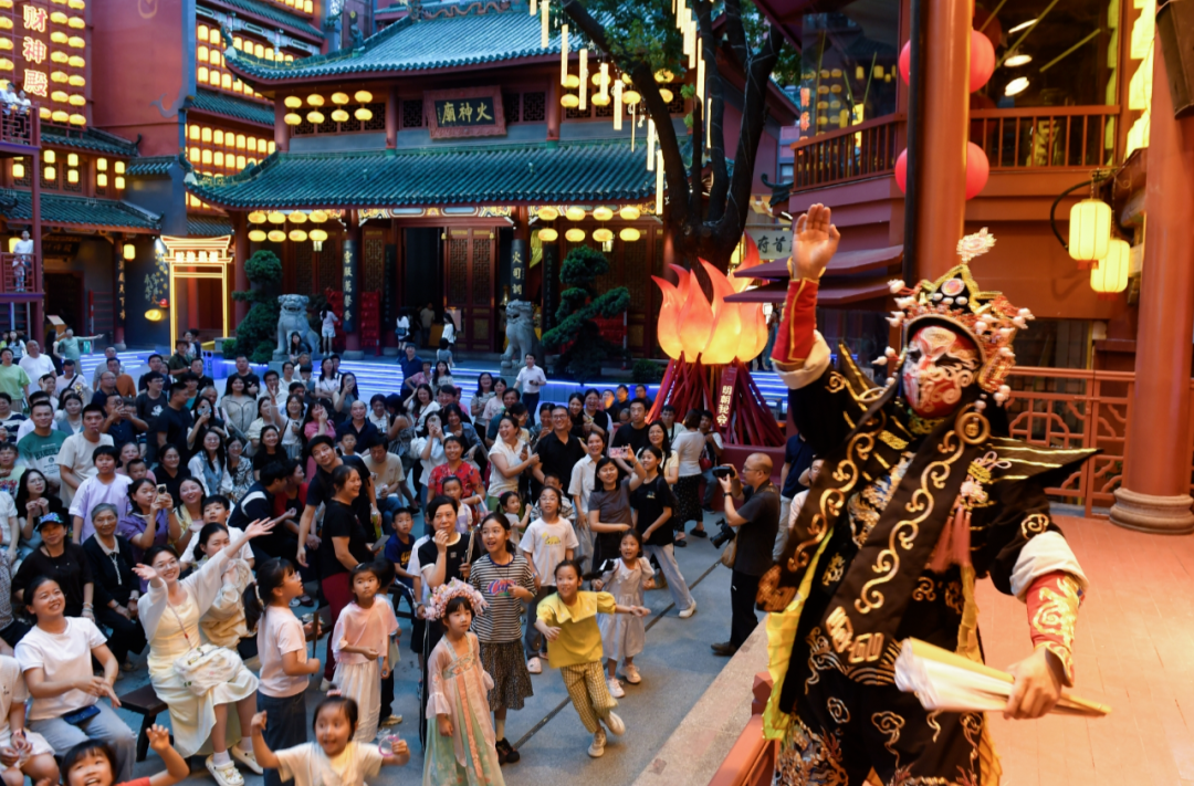 端午假期第二天，湖南客流1267.98万人次