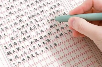 2025年全国高考语文作文题目出炉