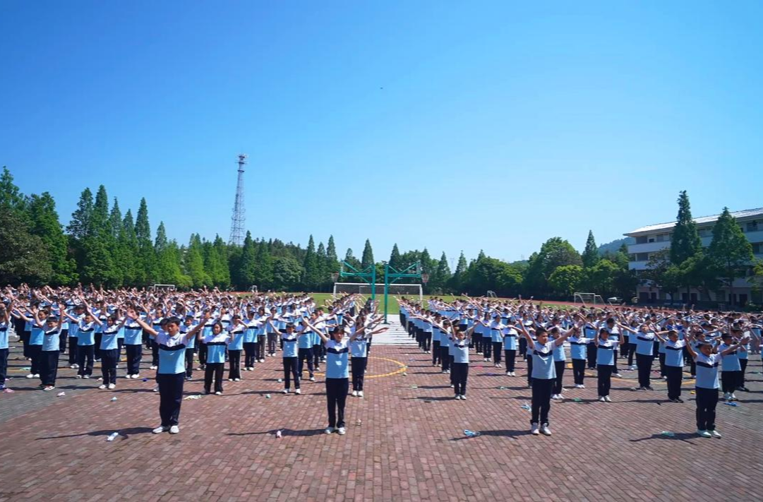 炎陵县垄溪乡学校——趣味大课间 活力满校园
