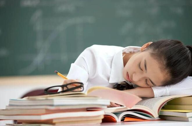 部分青少年厌学拒学，怎么看怎么办？