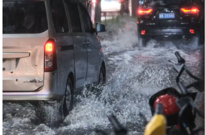 湖南多地降雨破历史极值，已紧急转移群众2.5万余人