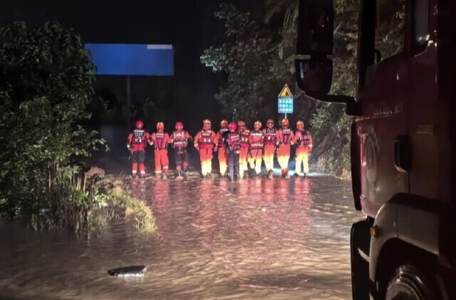多地降雨破历史极值，湖南如何应对？