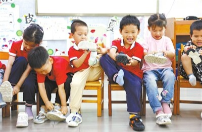 “婴幼儿发展与健康管理”首次被纳入2025年本科专业目录——托育人才培养如何走向“本专衔接”