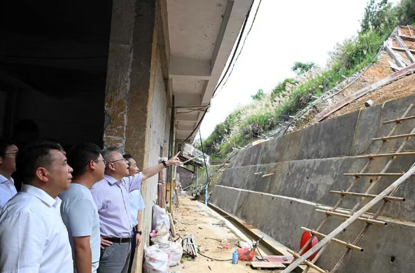 沈晓明赴郴州检查督导防汛工作