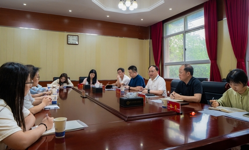 以倾听赋能教育 用共情锚定育人 ——湖南大众传媒职院“校领导接待日”构建全链条育人新生态