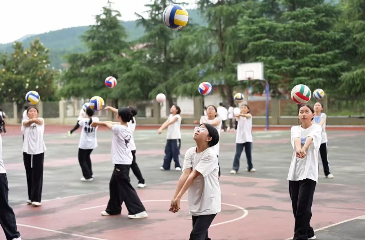 株洲市攸县银坑中学 ——律动青春，银坑学子活力绽放正当时