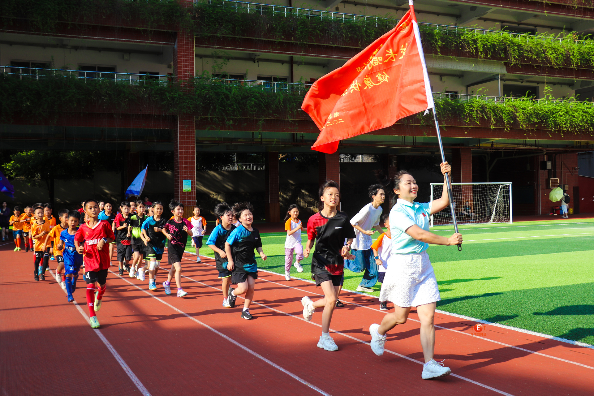 奔跑吧美娃，奔跑吧长塘里 长塘里小学开展“校长喊你来运动”暨中小学生暑期体重管理活动
