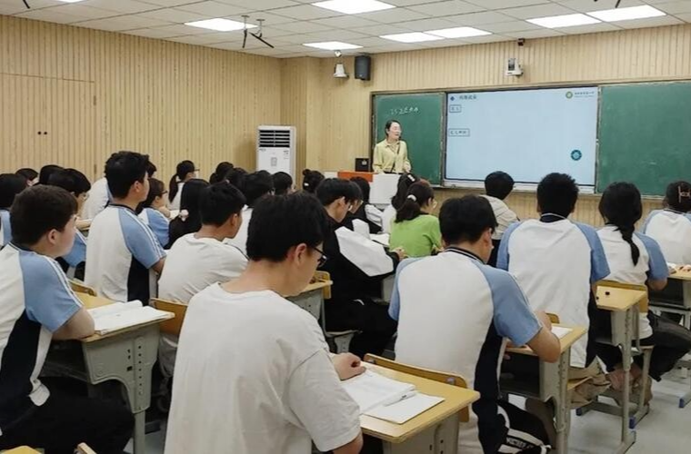 2025年怀化市主城区公办普通高中及市管民办普通高中自主招生录取名单发布
