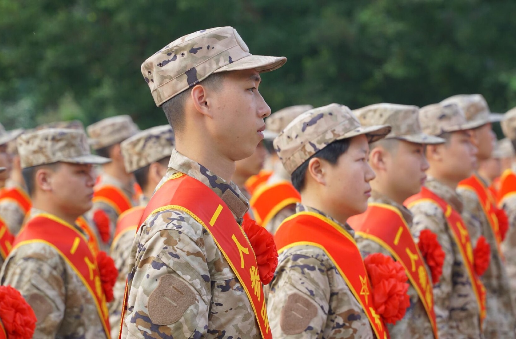 征兵季｜4种途径，大学毕业生圆梦军旅