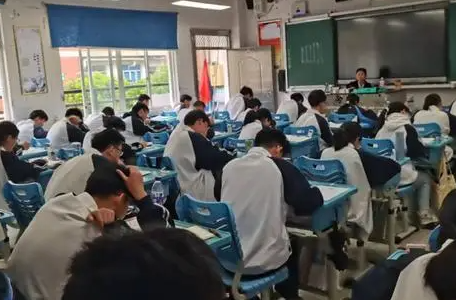 2025年永州市冷水滩区和零陵区非省示范性普通高中学校招生录取分数线公布