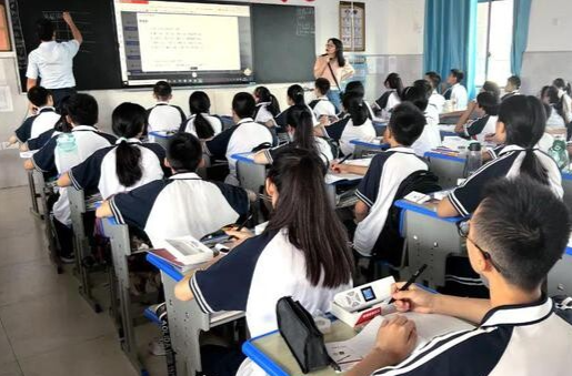 2025年怀化市高中阶段第一批次招生学校正录分数线发布