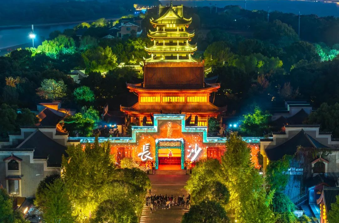 新华社聚焦长沙 | 小剧场成“夜经济”新宠