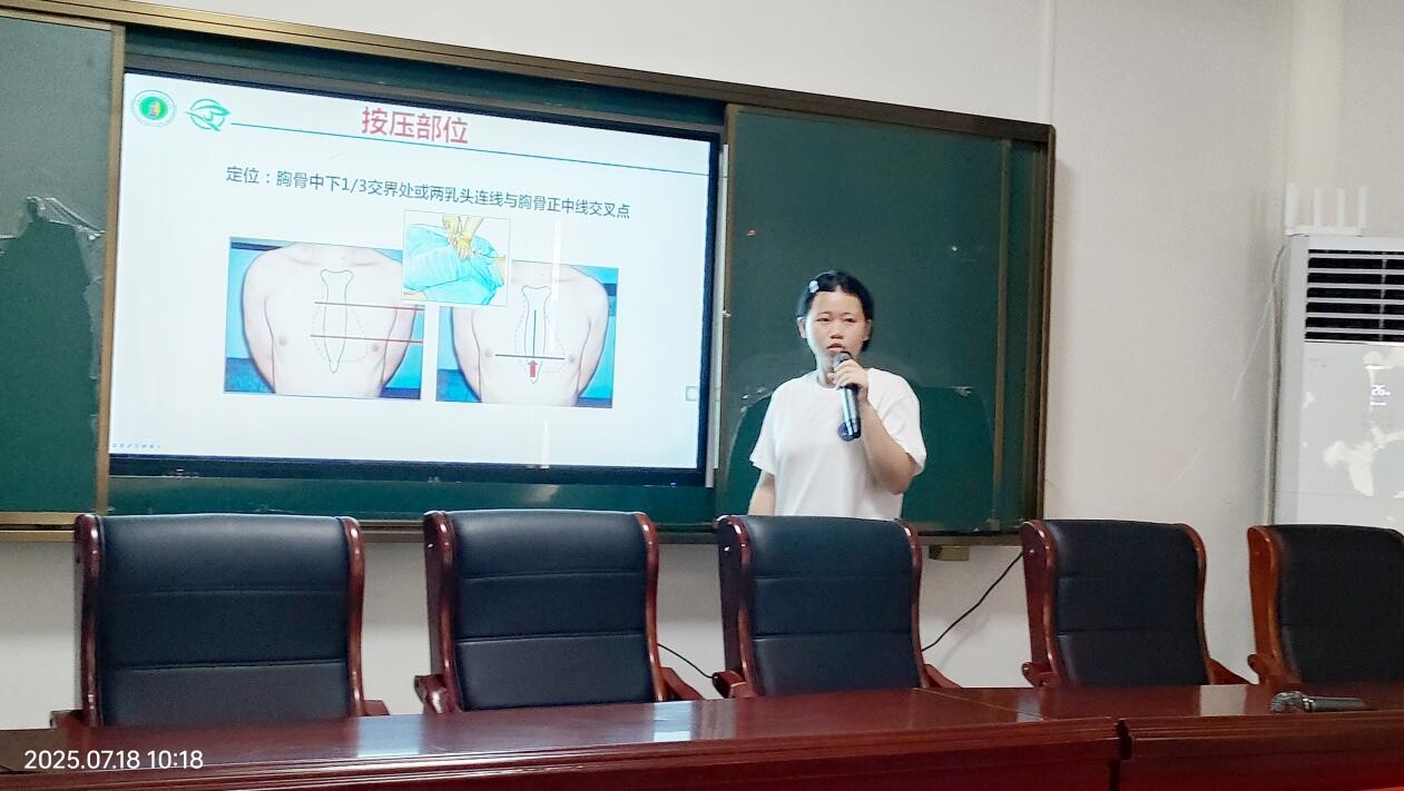 湖南医药学院“杏林躬行，健康共筑”暑期三下乡社会实践团协助波洲镇政府开展暑期安全教育活动